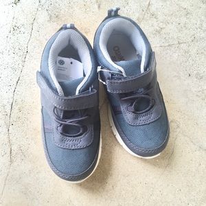 Boys sneakers